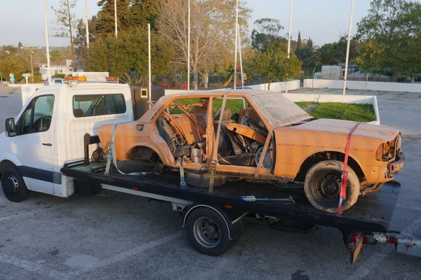 Excellent abandoned vehicle removal