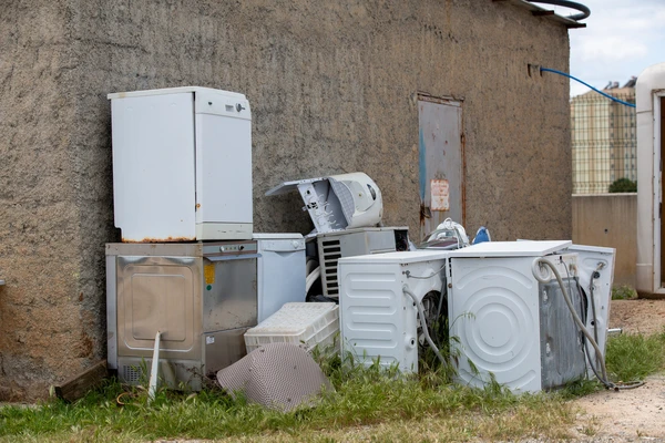 Old Fridge Pickup & Appliance Removal